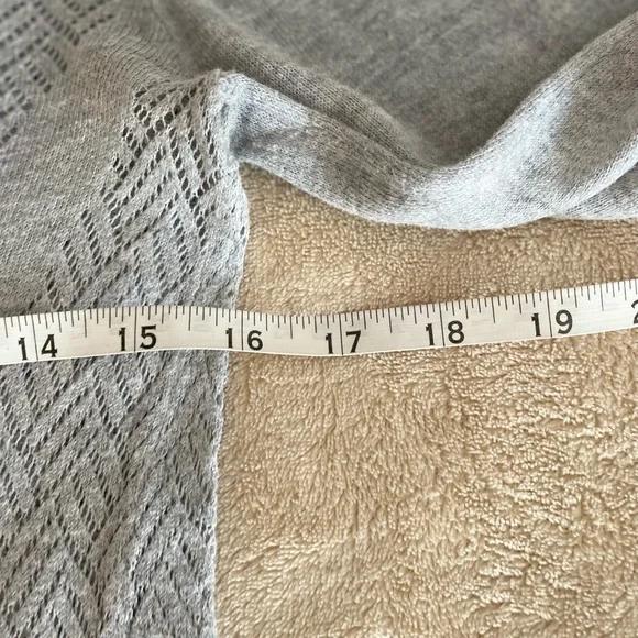 “Heart on your sleeve” Tunic Knit Sweater - Size S - Picture 8 of 12